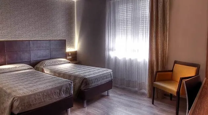 公园酒店 酒店 4*